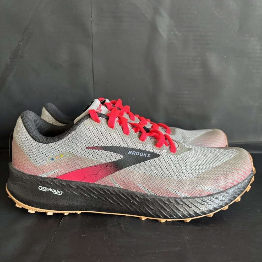 Brooks Catamount Alloy/Black/Pink Shoes - Size 11
